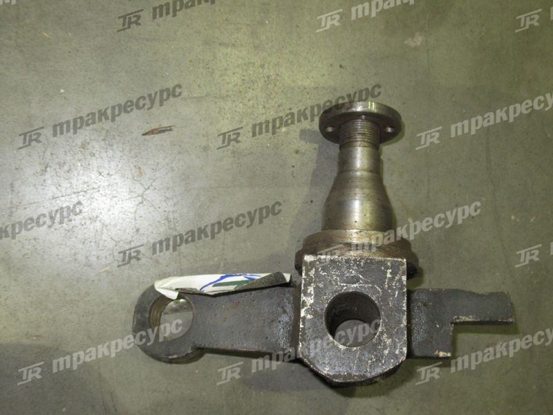 Кулак поворотный "Kanglong" правый CPD10/15