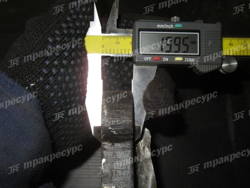 Кулак поворотный "Kanglong" правый CPD10/15