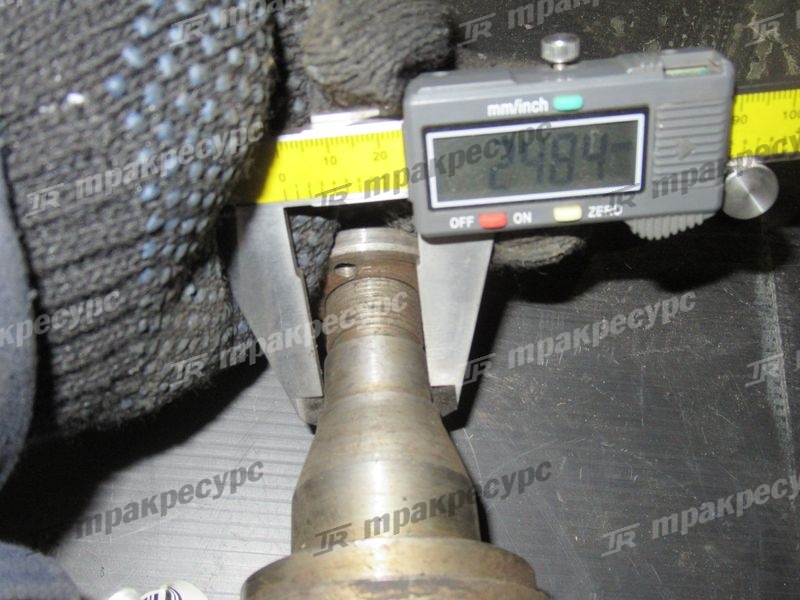 Кулак поворотный "Kanglong" правый CPD10/15