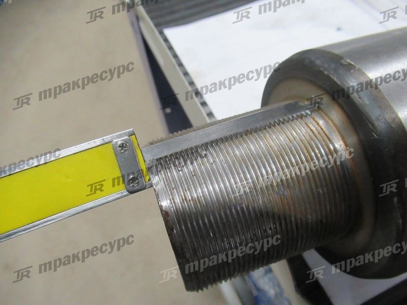 Палец сочленения нижний 60A0069