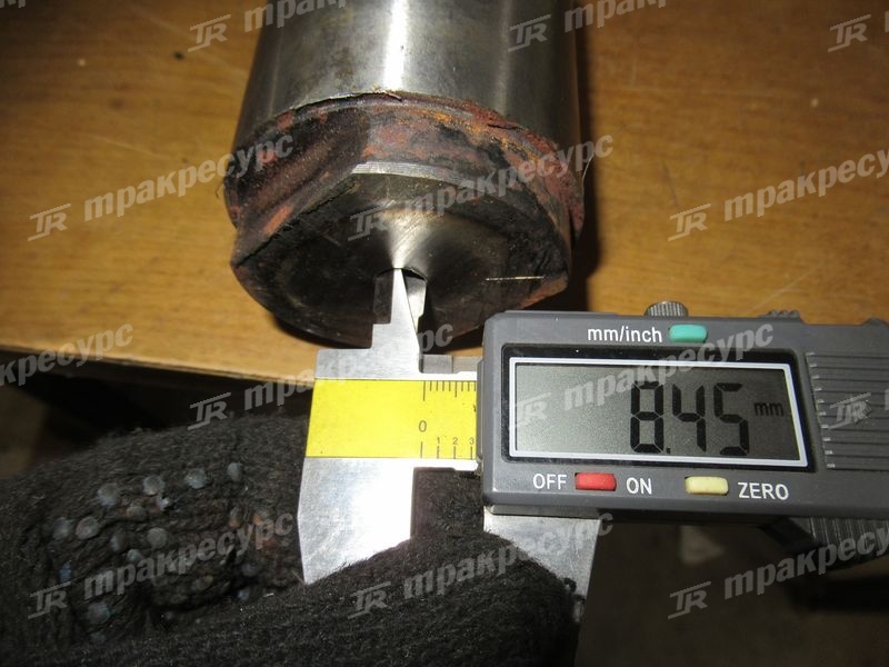 Палец сочленения нижний 60A0093