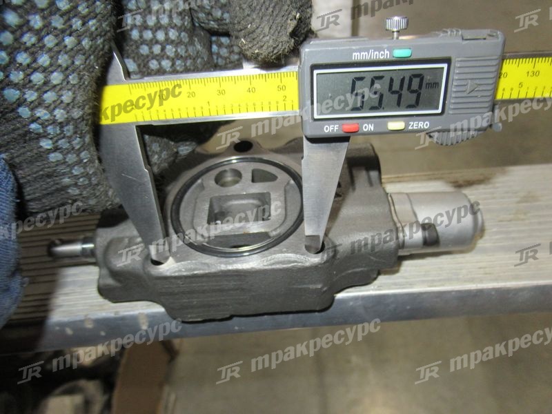 Секция гидрораспределителя 1,0-1,8 INOMA оборудование B-C01213-31260