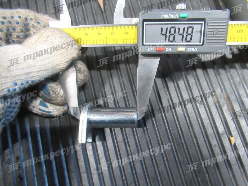 Ось 3EA-24-51281