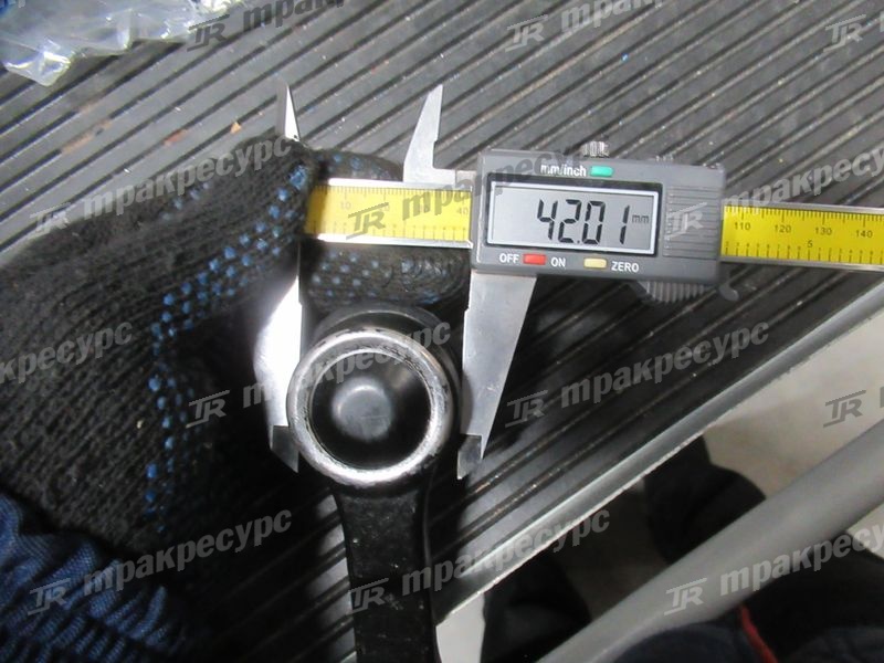 Наконечник рулевой правый 3BA-24-71320