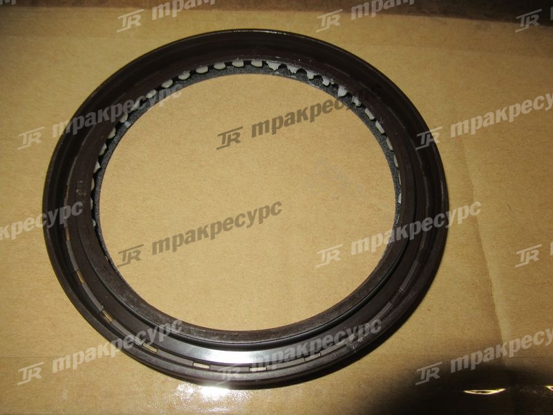 Сальник вала коленчатого задний ISUZU 4JG2PJ Z-8-97020-328-0