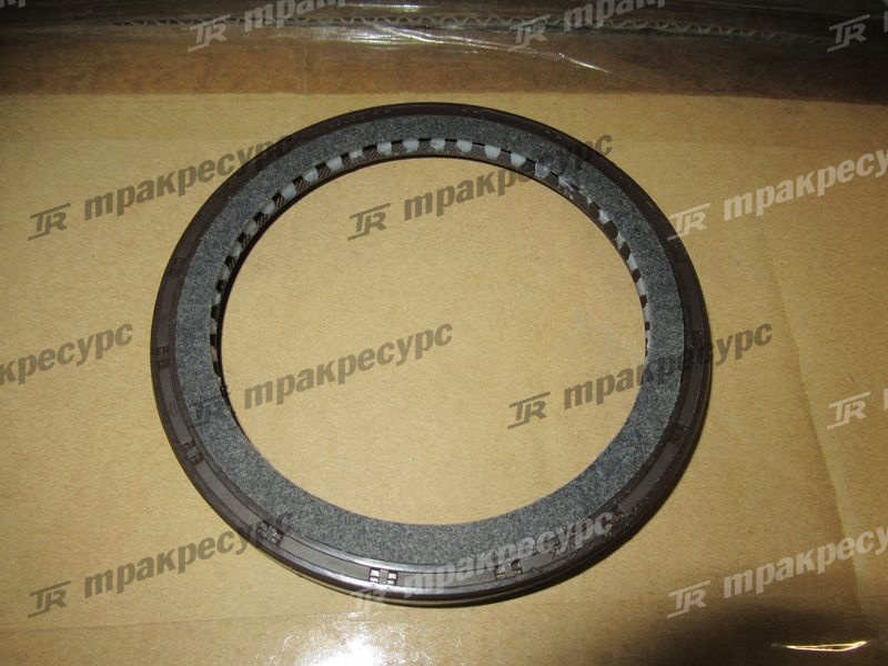 Сальник вала коленчатого задний ISUZU 4JG2PJ Z-8-97020-328-0