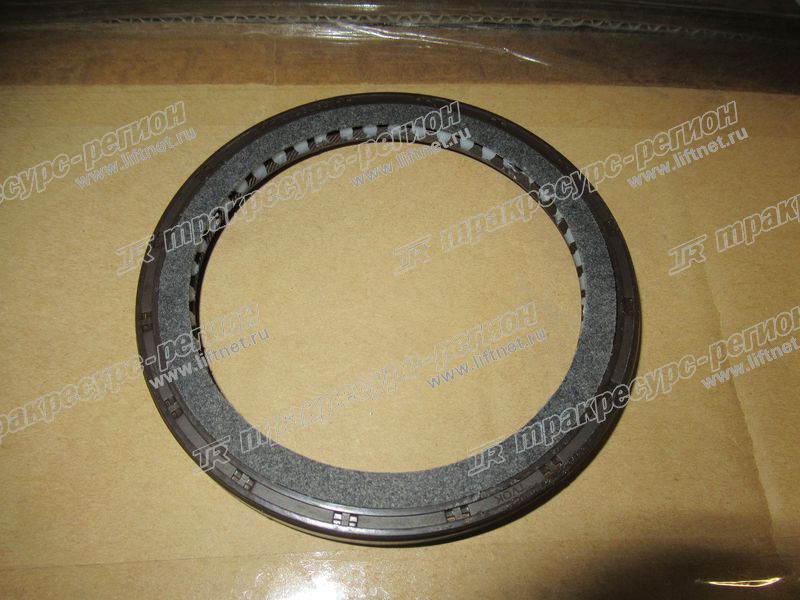 Сальник вала коленчатого задний ISUZU 4JG2PJ Z-8-97020-328-0