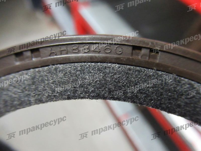 Сальник вала коленчатого задний ISUZU 4JG2PJ Z-8-97020-328-0