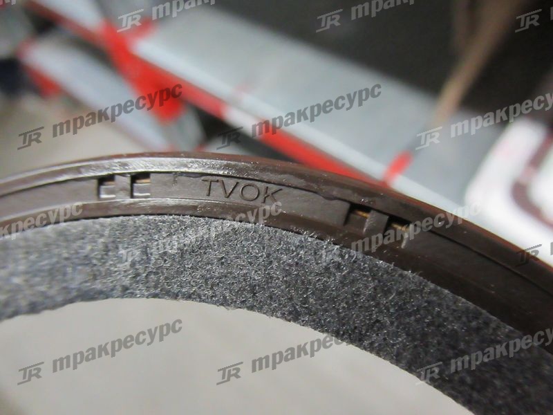 Сальник вала коленчатого задний ISUZU 4JG2PJ Z-8-97020-328-0