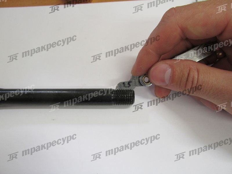 Шпилька ступицы 27413-02031