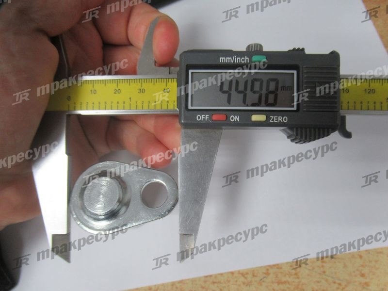 Ось 3EB-24-51280