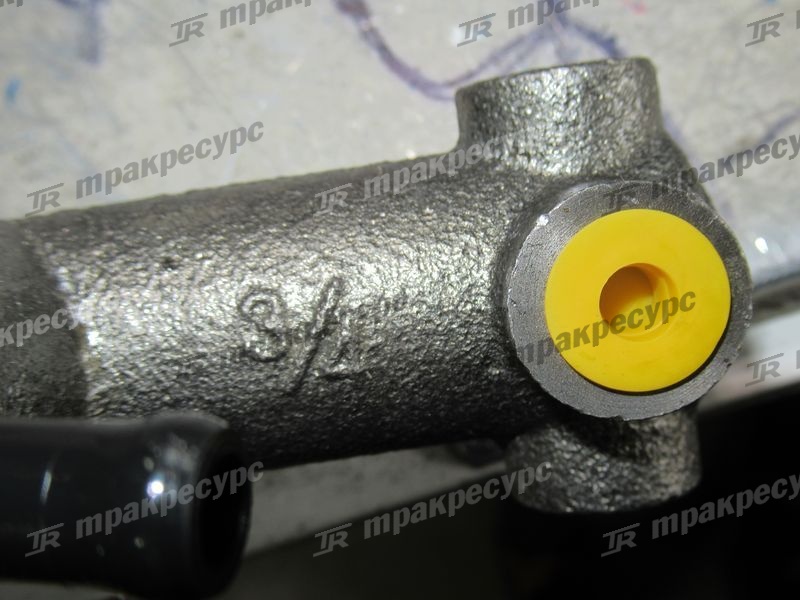 Цилиндр тормозной главный 27045-40302
