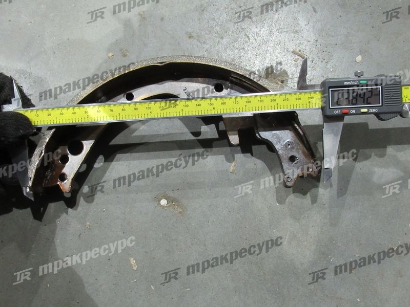 Колодка тормозная 3EA-30-53220