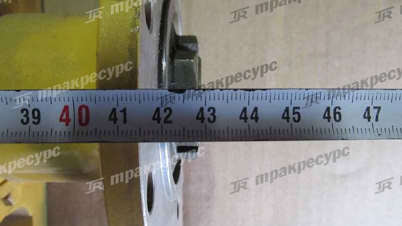 Вал карданный передний XG955