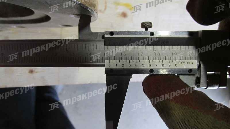 Вал карданный передний XG955