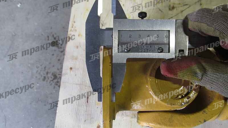 Вал карданный передний XG955