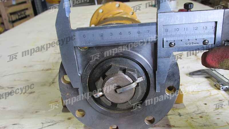 Вал карданный передний XG955