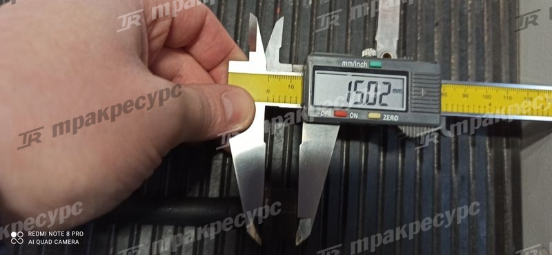 Болт головки блока цилиндров-1 YC6108G