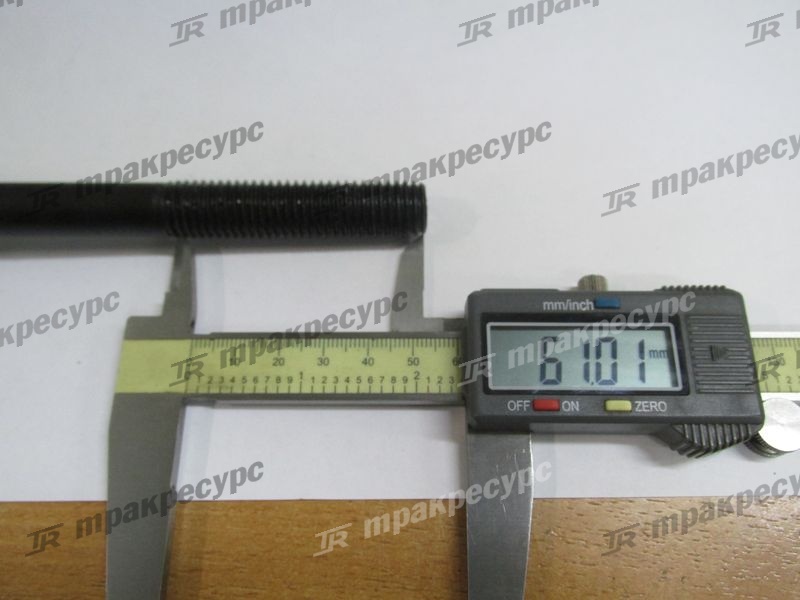 Болт головки блока цилиндров-4 YC6108G