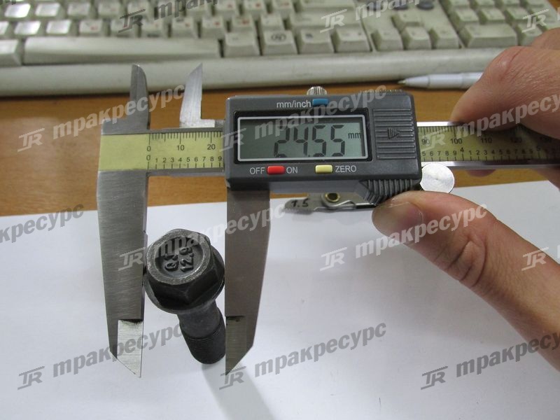 Болт шатуна YC6108G