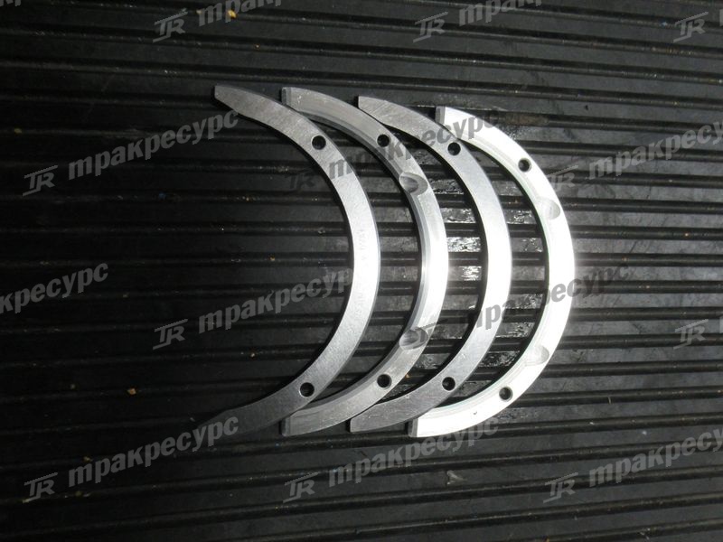 Полукольцо  упорное коленвала YC6108G