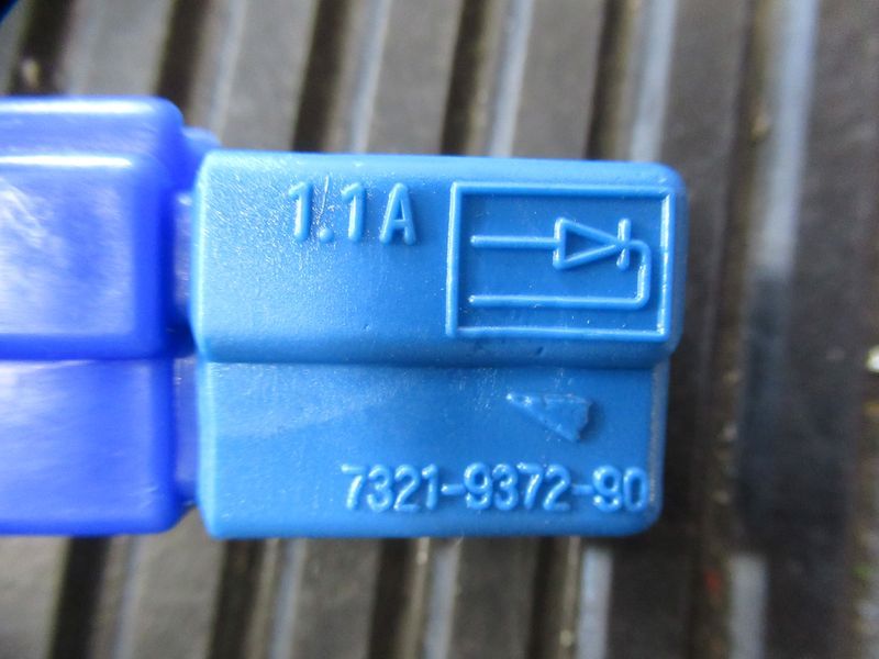 Диод 21152-42091