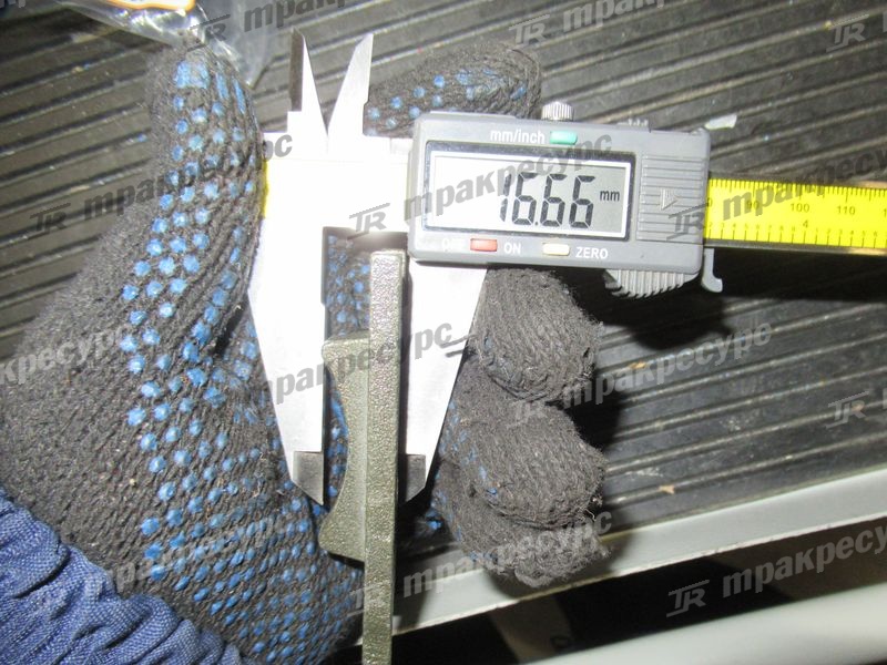 Накладка хомута 22N58-43011