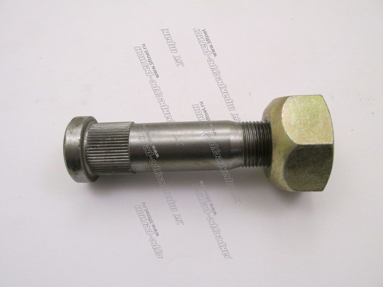 Болт ступицы 3EB-21-52380
