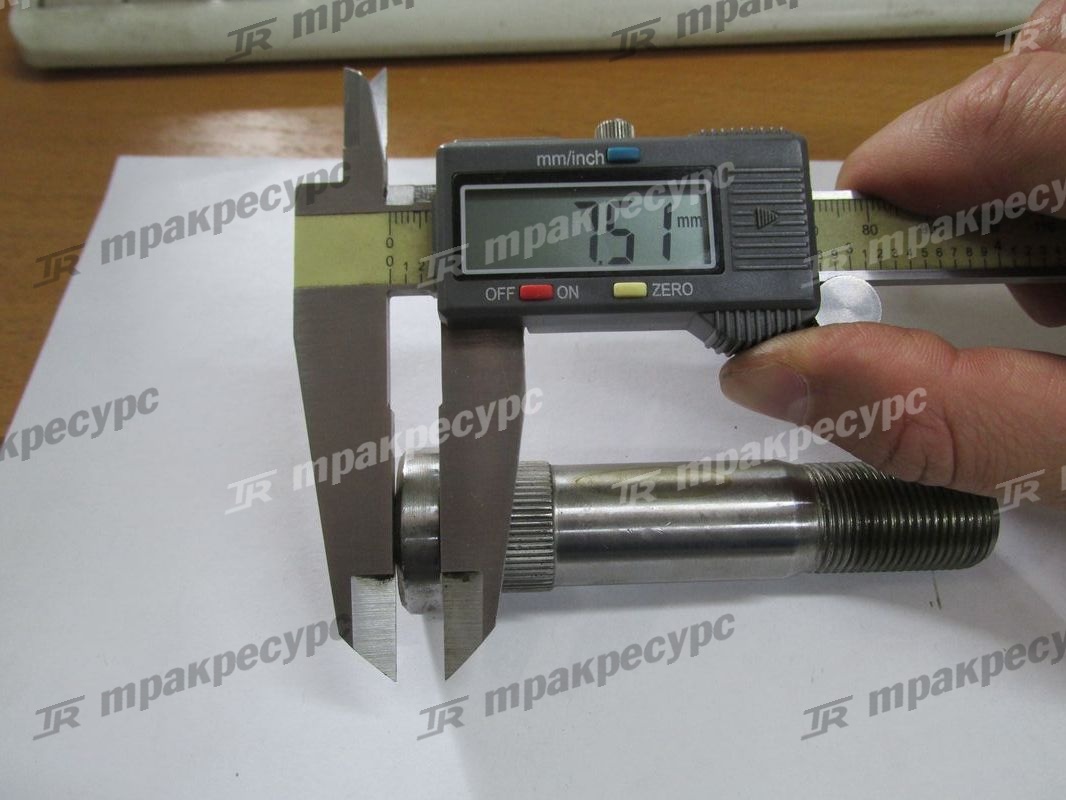 Болт ступицы 3EB-21-52380