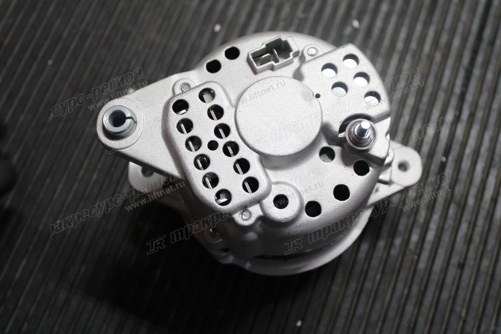 Генератор KOMATSU 4D92E/4D94LE/4D98E YM129930-77212
