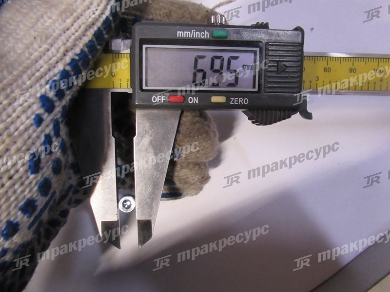 Винт 10377
