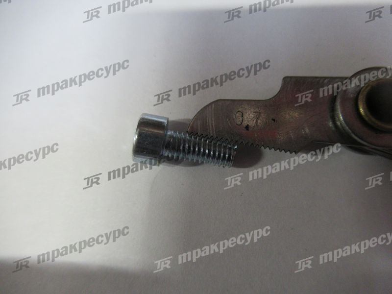Винт 10377