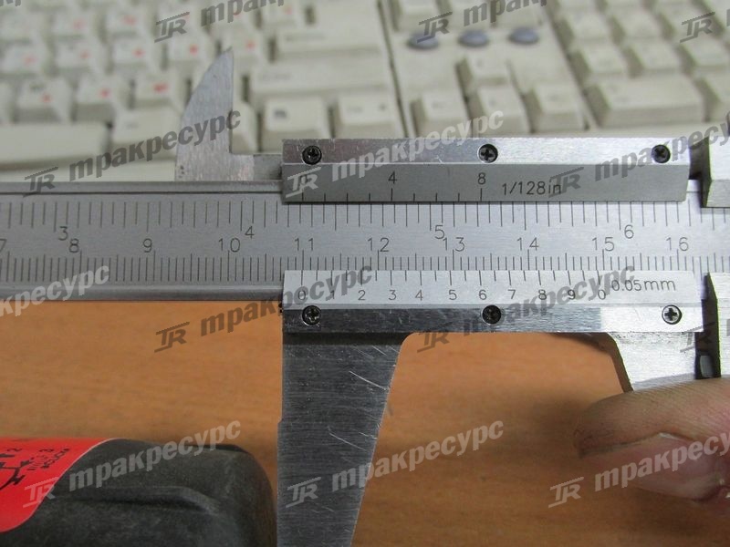 Элемент фильтра топливного JCB D404 2.2 10101930