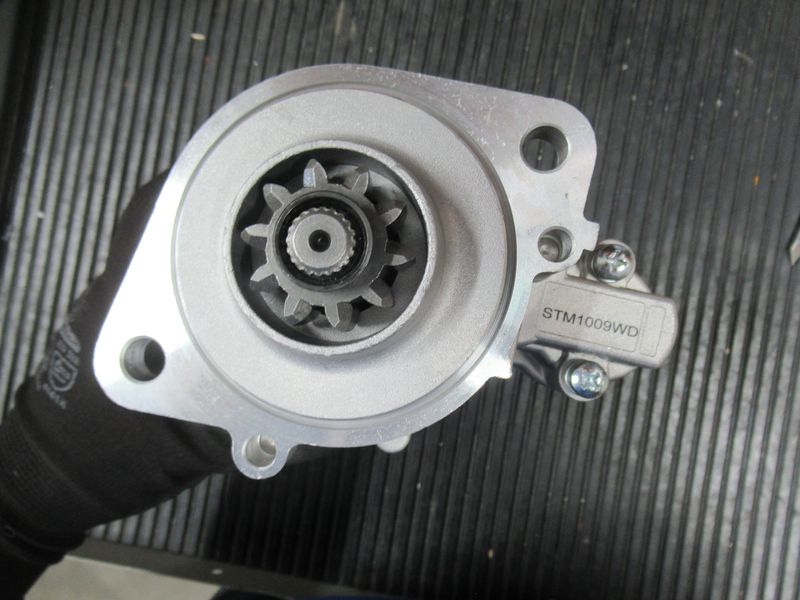 Стартер MITSUBISHI S4S 32A66-10101