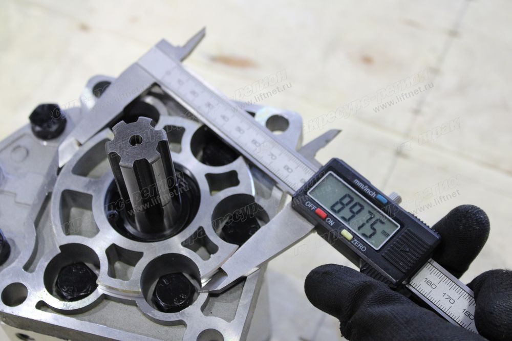 Насос системы рулевого управления ZL30/ML333R