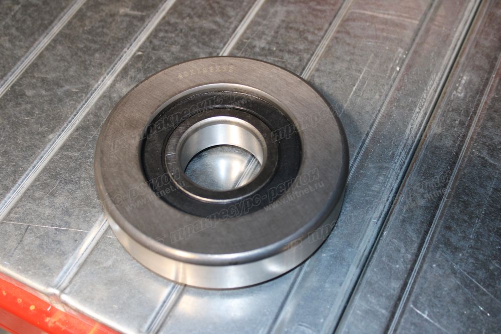 Ролик боковой Nissan 59117-20H10