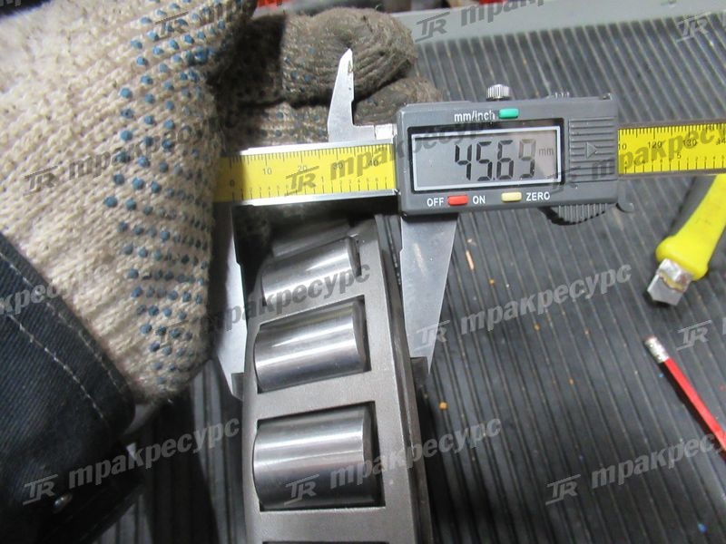 Подшипник GB/T297-84 (120x215x43,5)