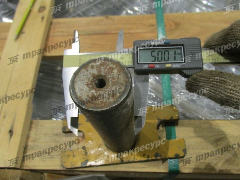 Палец 15D0016