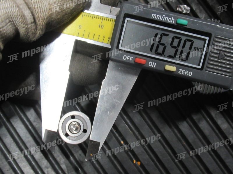 Распылитель KUBOTA V2403 BN-16454-53610