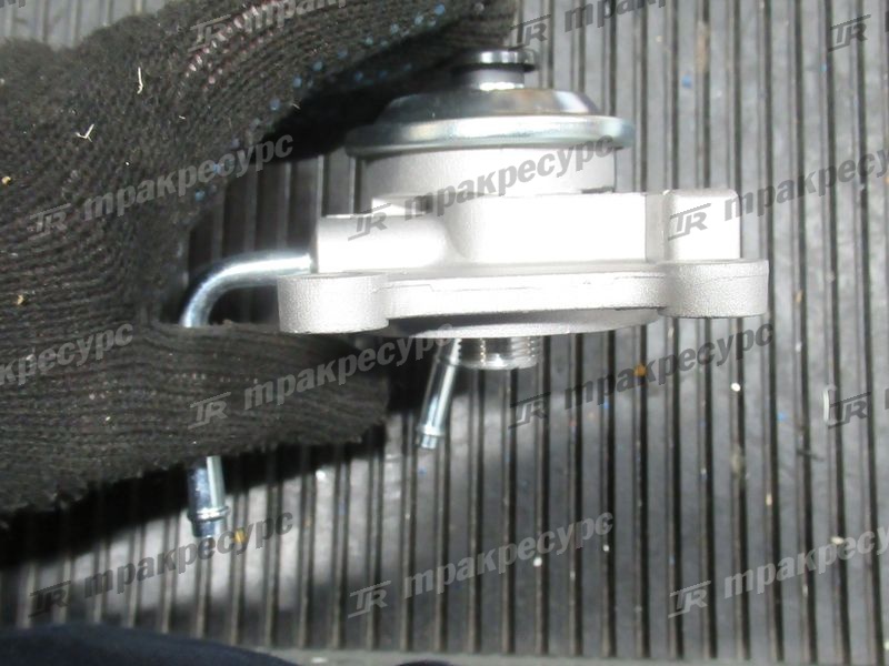 Насос топливоподкачивающий TOYOTA 1DZ 23302-23440-71