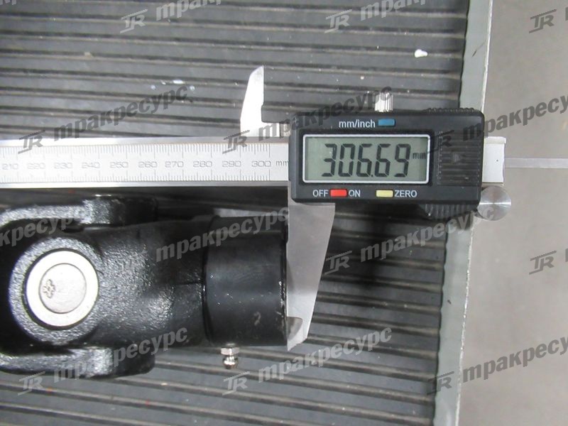 Соединение карданное 243C7-22111