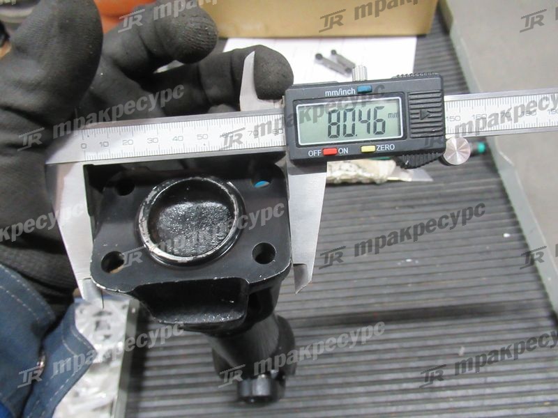 Соединение карданное 243C7-22111