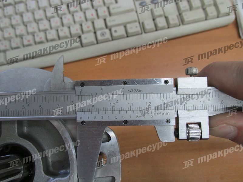 Насос гидравлический 67130-23360-71