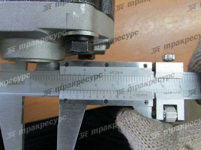 Насос гидравлический 67130-23360-71