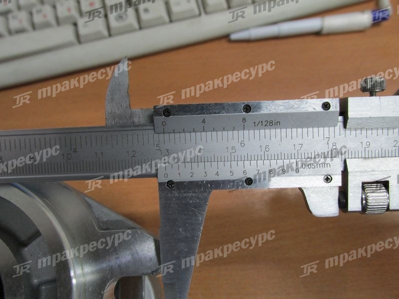 Насос гидравлический 110F7-10271