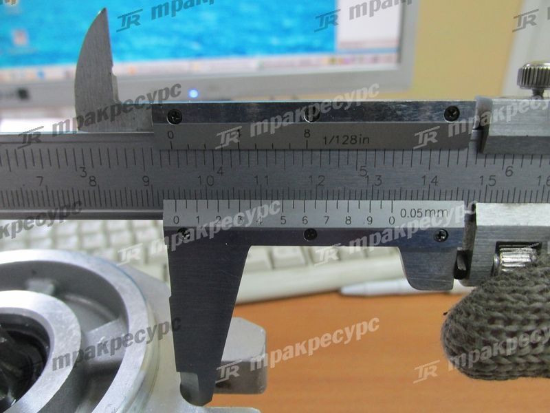 Насос гидравлический 110F7-10271