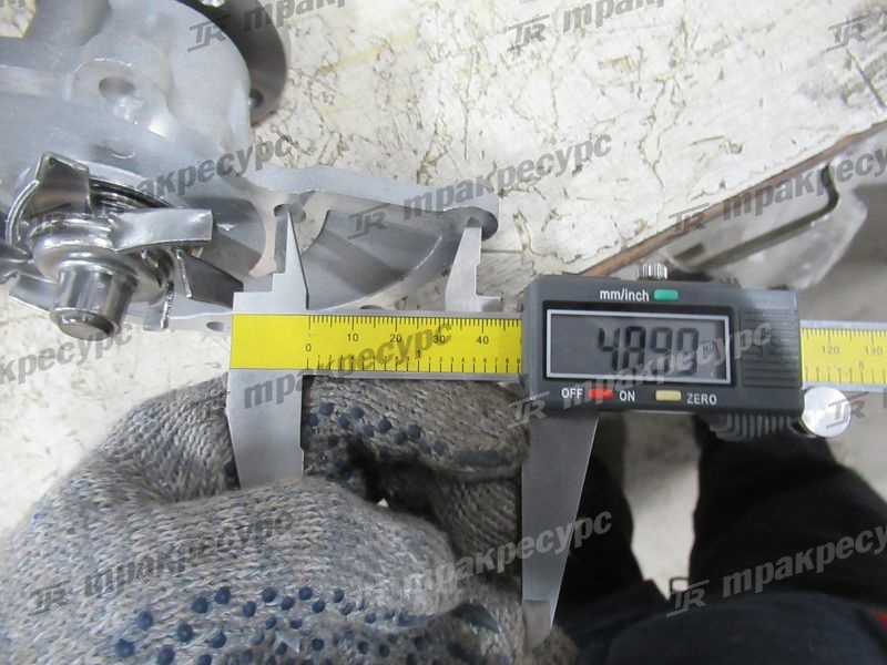 Насос водяной TOYOTA 4Y 16110-78156-71