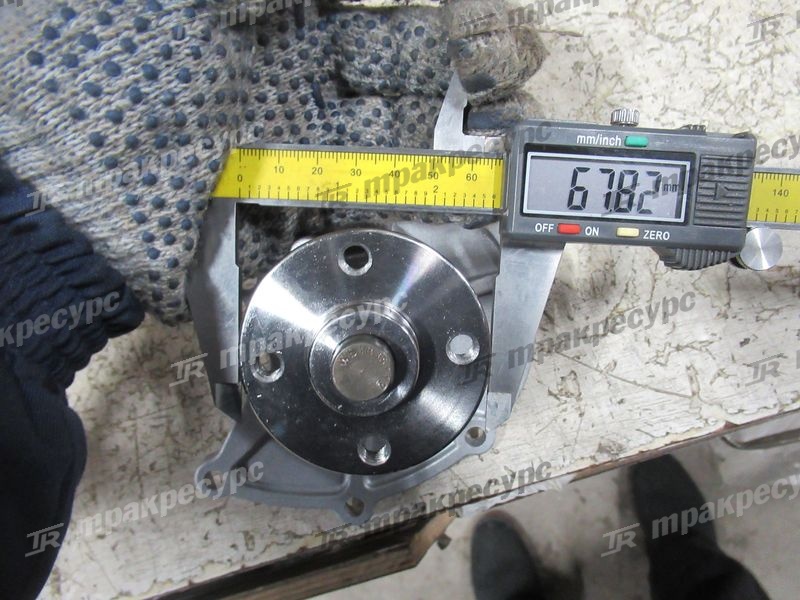 Насос водяной TOYOTA 4Y 16110-78156-71