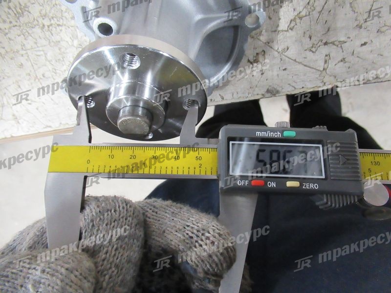 Насос водяной TOYOTA 4Y 16110-78156-71