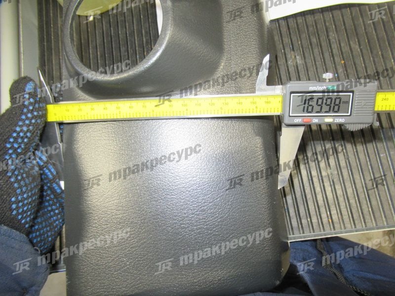 Кожух передний 22N56-42741
